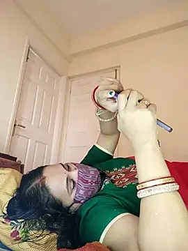 Snapshot of Sheela-Bhabi chatting on February 26, 10:36 am Sheela-Bhabi online show from February 26, 10:36 am