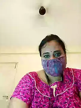 Snapshot of Sheela-Bhabi chatting on June 20, 9:23 am Sheela-Bhabi online show from June 20, 9:23 am