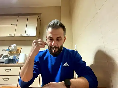 Snapshot of cipyww chatting on December 7, 9:55 pm cipyww online show from December 7, 9:55 pm