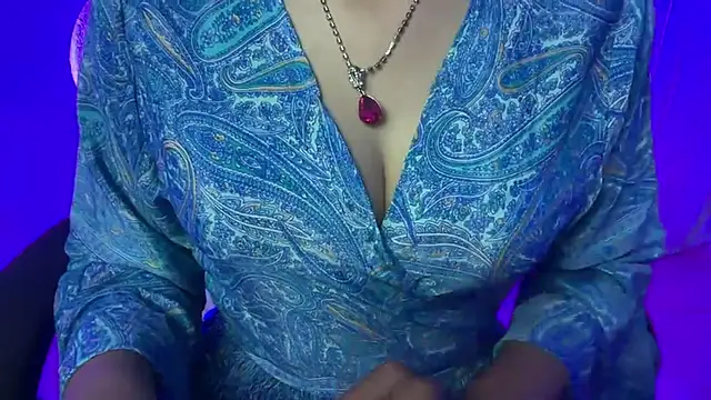 Queen Angelena online show from November 29, 5:38 pm