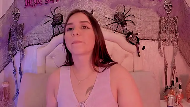 Snapshot of hasret_sesim chatting on October 26, 4:18 am hasret sesim online show from October 26, 4:18 am