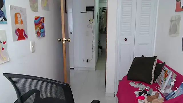 Snapshot of soynanabela28 chatting on November 6, 5:14 pm soynanabela28 online show from November 6, 5:14 pm