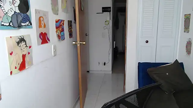 Snapshot of soynanabela28 chatting on February 20, 6:19 pm soynanabela28 online show from February 20, 6:19 pm