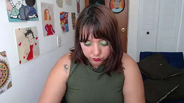 Snapshot of soynanabela28 chatting on February 27, 4:51 pm soynanabela28 online show from February 27, 4:51 pm