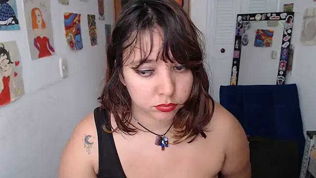 Snapshot of soynanabela28 chatting on July 8, 10:36 pm soynanabela28 online show from July 8, 10:36 pm