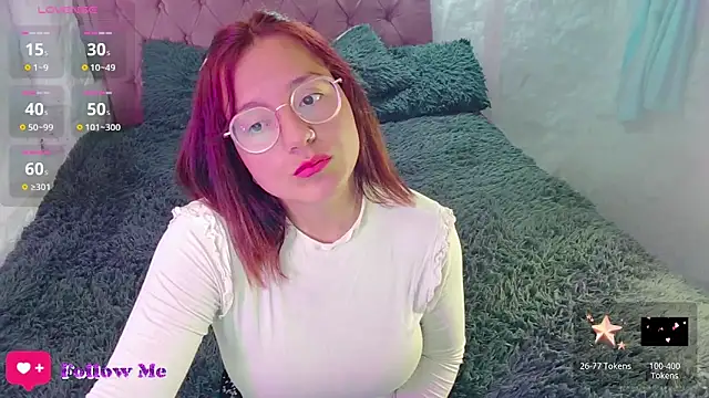 emma luna1986 online show from January 8, 9:44 pm