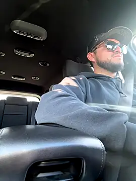 Ozzy420  online show from January 6, 11:07 pm