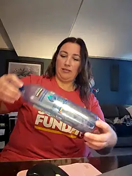 Snapshot of Canadian_BBW chatting on January 6, 9:54 pm Canadian BBW online show from January 6, 9:54 pm