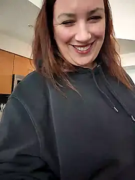 Snapshot of Canadian_BBW chatting on January 30, 9:14 pm Canadian BBW online show from January 30, 9:14 pm