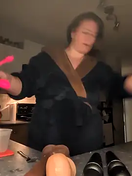 Canadian BBW online show from December 4, 2:26 pm