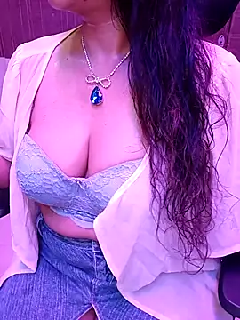 Snapshot of indian_passion chatting on September 27, 6:46 pm indian passion online show from September 27, 6:46 pm