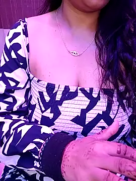 Snapshot of indian_passion chatting on October 29, 3:09 am indian passion online show from October 29, 3:09 am