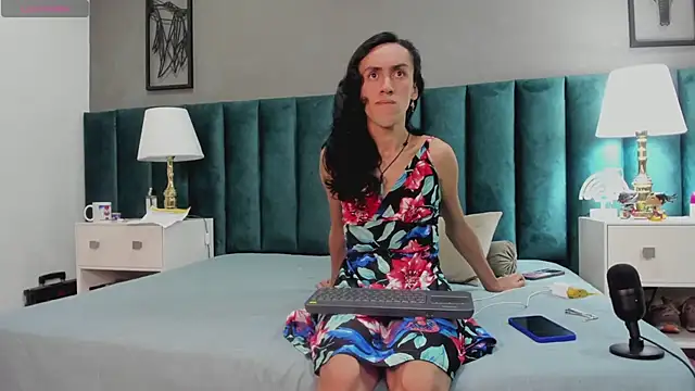 Snapshot of Karol_fenixx chatting on January 26, 10:02 pm Karol fenixx online show from January 26, 10:02 pm