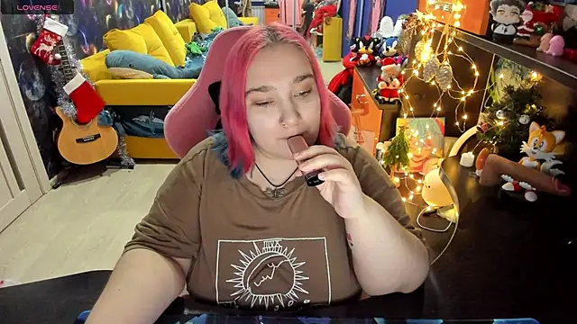Softie Sofy online show from January 5, 3:13 pm