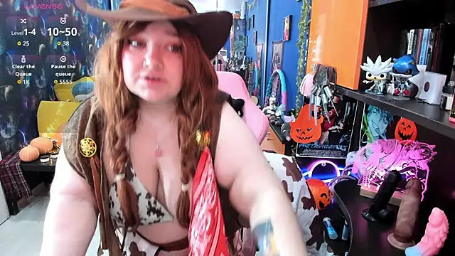 Softie Sofy online show from October 31, 2:45 am