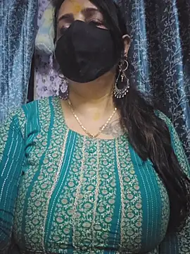 cute-tanvi online show from May 19, 2:01 pm