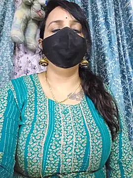 Snapshot of cute-tanvi chatting on June 16, 1:03 pm cute-tanvi online show from June 16, 1:03 pm