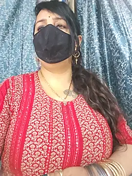 Snapshot of cute-tanvi chatting on July 2, 3:45 am cute-tanvi online show from July 2, 3:45 am