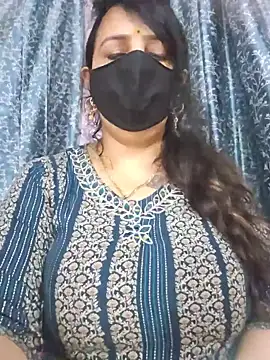 Snapshot of cute-tanvi chatting on July 3, 12:28 am cute-tanvi online show from July 3, 12:28 am