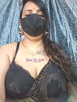 Snapshot of cute-tanvi chatting on July 4, 12:39 am cute-tanvi online show from July 4, 12:39 am