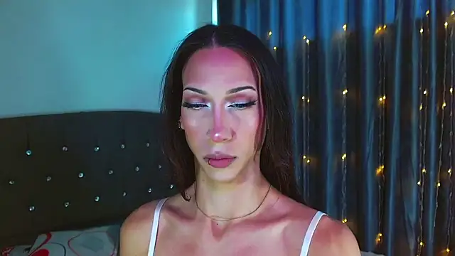 Kenisha Sweet online show from February 5, 4:22 pm