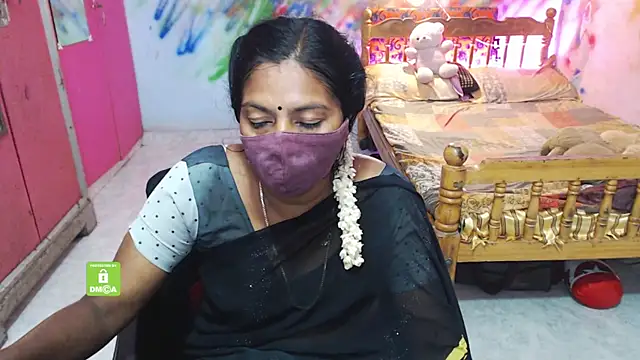 Snapshot of Novapol chatting on November 14, 6:17 pm Novapol online show from November 14, 6:17 pm