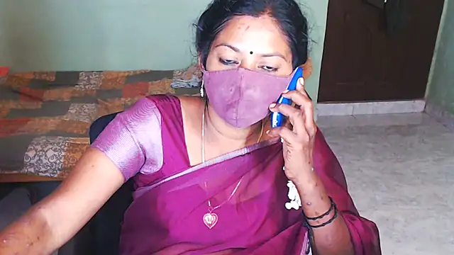 Snapshot of Novapol chatting on February 15, 11:19 am Novapol online show from February 15, 11:19 am