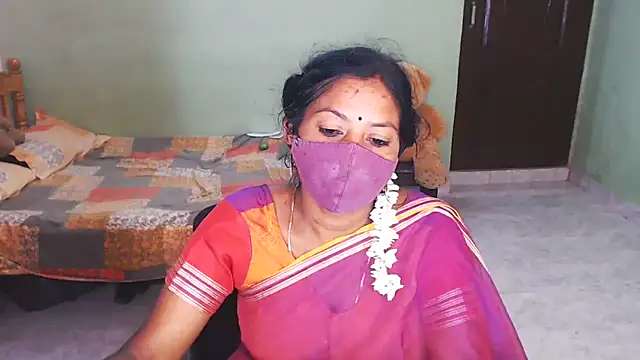 Snapshot of Novapol chatting on February 18, 1:18 pm Novapol online show from February 18, 1:18 pm