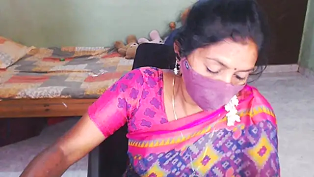 Snapshot of Novapol chatting on February 21, 5:36 pm Novapol online show from February 21, 5:36 pm