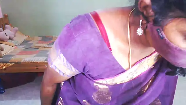 Snapshot of Novapol chatting on February 22, 11:42 am Novapol online show from February 22, 11:42 am