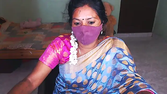 Snapshot of Novapol chatting on February 23, 1:30 pm Novapol online show from February 23, 1:30 pm