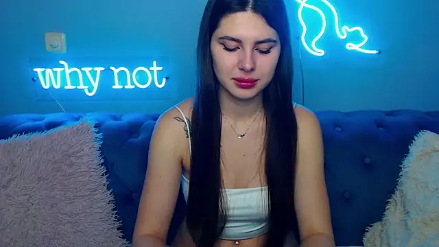 ViollinaLove online show from November 14, 5:50 am