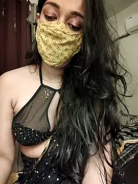 Snapshot of Lavanya_Shah chatting on May 9, 3:06 pm Lavanya Shah online show from May 9, 3:06 pm