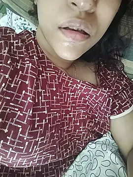 Snapshot of Lavanya_Shah chatting on June 11, 10:02 am Lavanya Shah online show from June 11, 10:02 am