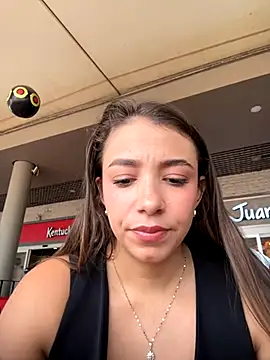 Snapshot of Hall_16 chatting on October 10, 8:19 pm Hall 16 online show from October 10, 8:19 pm