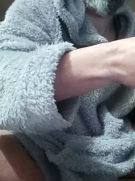 207RCCam online show from March 18, 12:49 am