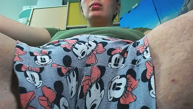 Snapshot of miaa_sunn chatting on November 29, 2:42 pm miaa sunn online show from November 29, 2:42 pm