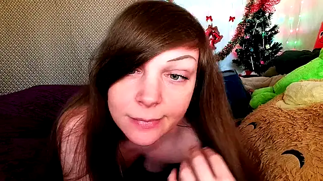 Snapshot of GamerGirlRoxyAndLee chatting on December 24, 10:28 pm GamerGirlRoxyAndLee online show from December 24, 10:28 pm