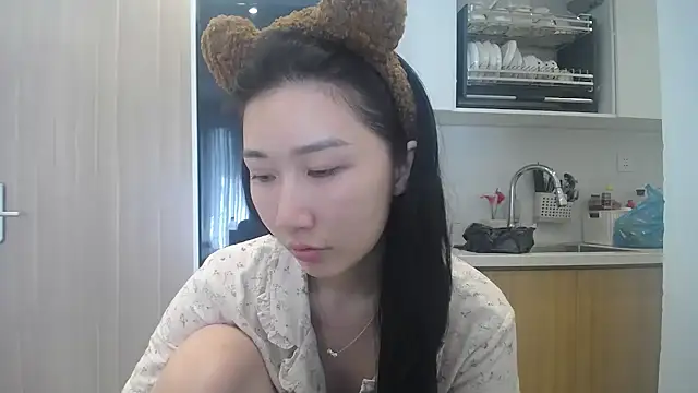 Snapshot of Asiagirll chatting on July 10, 1:54 am Asiagirll online show from July 10, 1:54 am