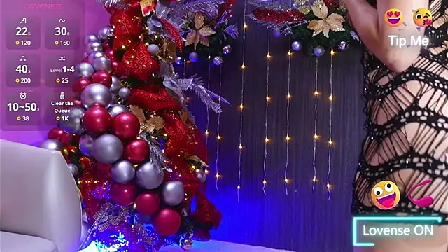 hotties kittens online show from December 18, 3:26 am