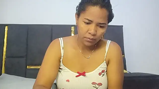 Snapshot of aleixane chatting on April 16, 5:41 am aleixane online show from April 16, 5:41 am