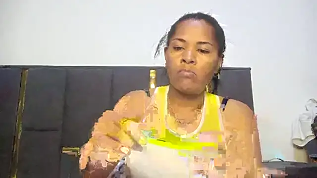Snapshot of aleixane chatting on July 1, 5:23 pm aleixane online show from July 1, 5:23 pm