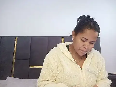 Snapshot of aleixane chatting on July 18, 7:12 am aleixane online show from July 18, 7:12 am
