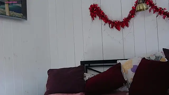 CindyJonson online show from December 13, 9:35 am