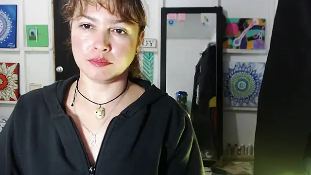 solamatista11 online show from October 10, 9:25 pm