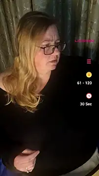 Iceprincess2bad4u online show from July 4, 6:47 pm