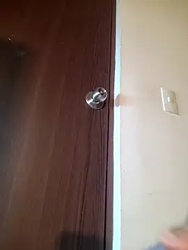 Snapshot of Electric_bae chatting on November 13, 3:55 pm Electric bae online show from November 13, 3:55 pm