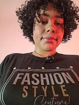 Snapshot of Electric_bae chatting on November 25, 4:29 pm Electric bae online show from November 25, 4:29 pm