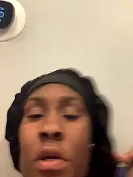 Snapshot of Foreignthababyy chatting on September 18, 10:39 am Foreignthababyy online show from September 18, 10:39 am