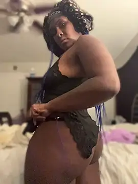 Foreignthababyy online show from June 4, 5:13 am